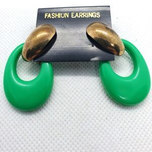 Fashion Earrings Green & Gold Tone Earrings